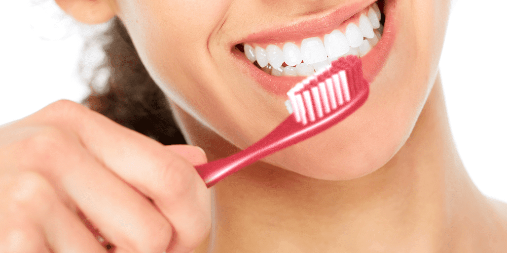 5 escovas de dente com ótimo custo-benefício