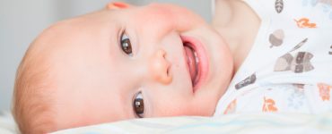 Como a nasce a dentição do bebe