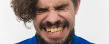 dentes feios